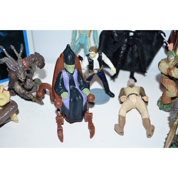 Star Wars Figures Action Figures etc... Huge Lot lunchbox - Picture 12 of 14